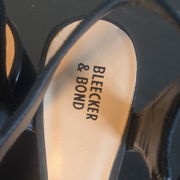 Chic Black Suede Heels - Picture 2 of 9